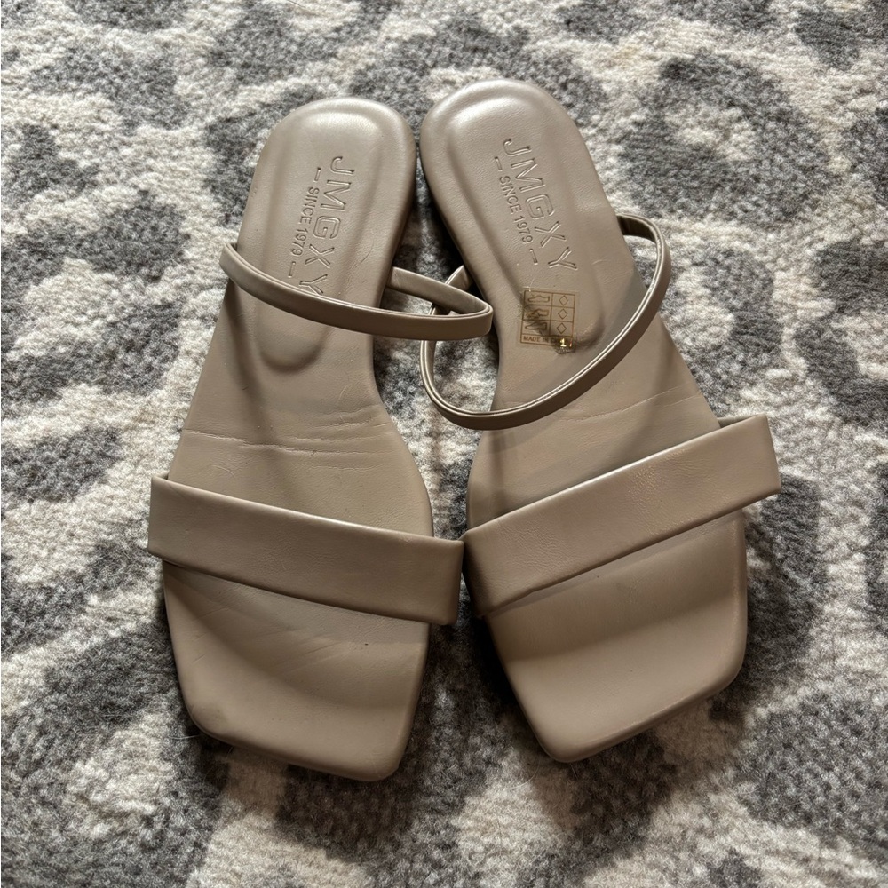 ⭐️SHEIN Beige Square Toe Sandals 7